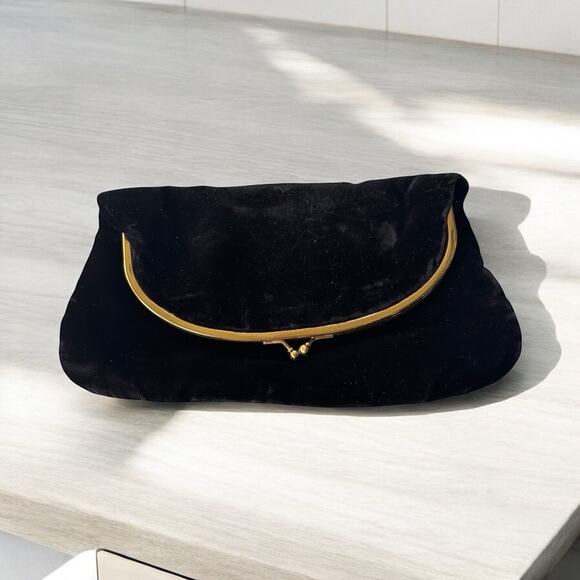 Unbranded Handbags - VINTAGE Coblentz Black FOLDOVER Clutch Frame Kisslock Velvet Fully Lined Gold